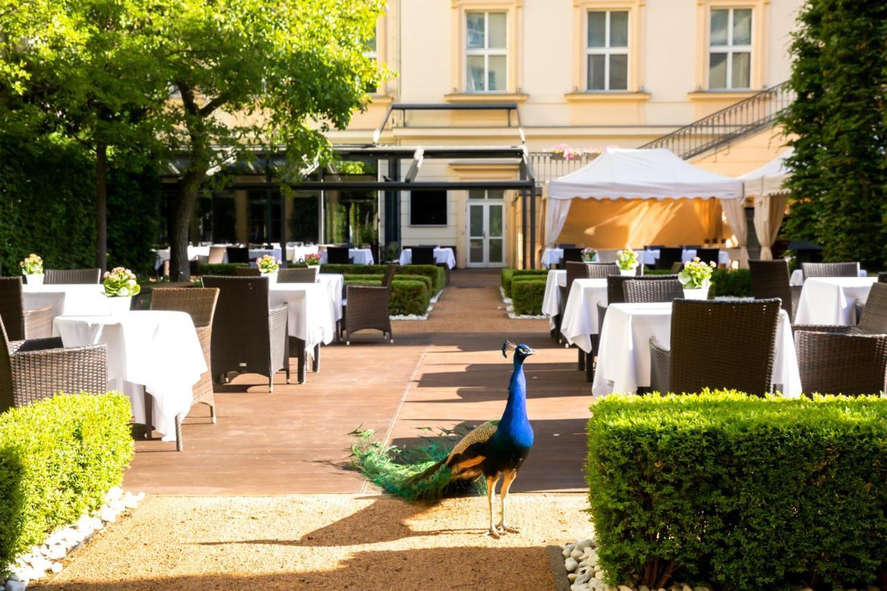 The Grand Mark Prague - The Leading Hotels Of The World Ngoại thất bức ảnh The Peacock
