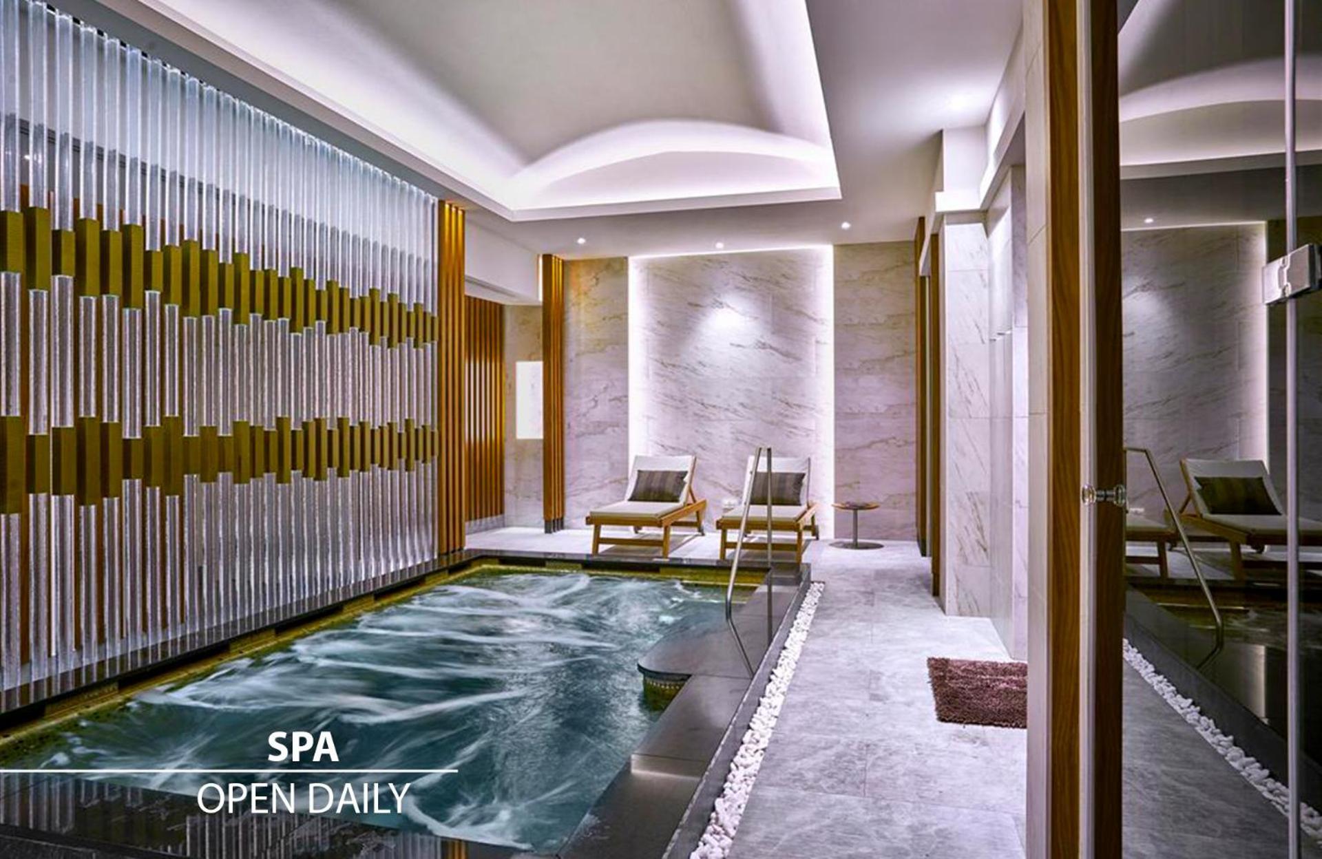 The Grand Mark Prague - The Leading Hotels Of The World Ngoại thất bức ảnh Spa at The Westin